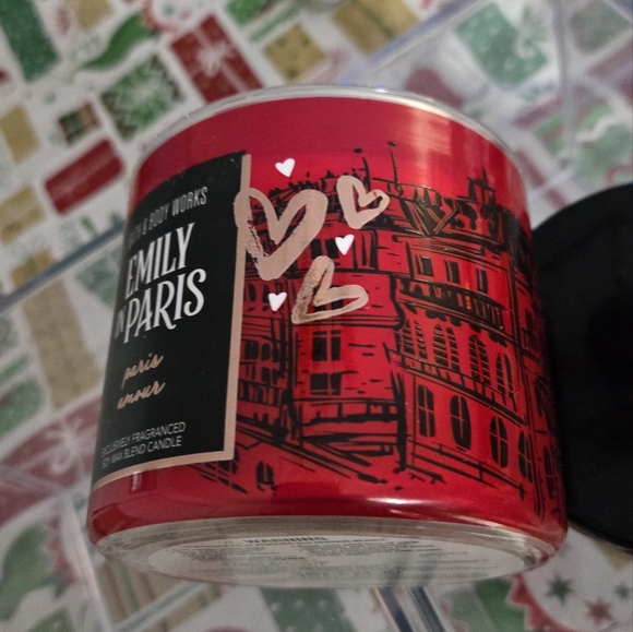 Bath & Body Works Emily in Paris ☆ PARIS AMOUR ☆ Red Candle - Picture 5 of 8